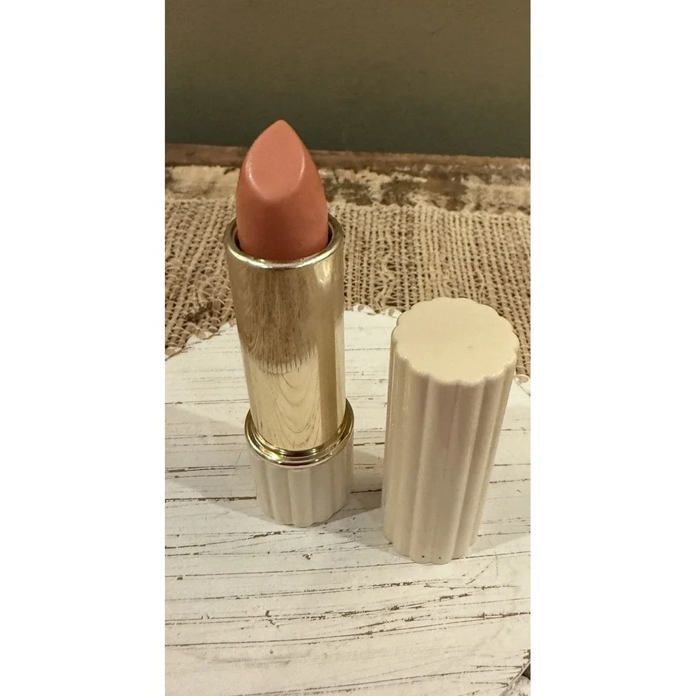 Estee Lauder All Day, Lipstick Mocha Pink Lipstick RareDiscontinued NEW!